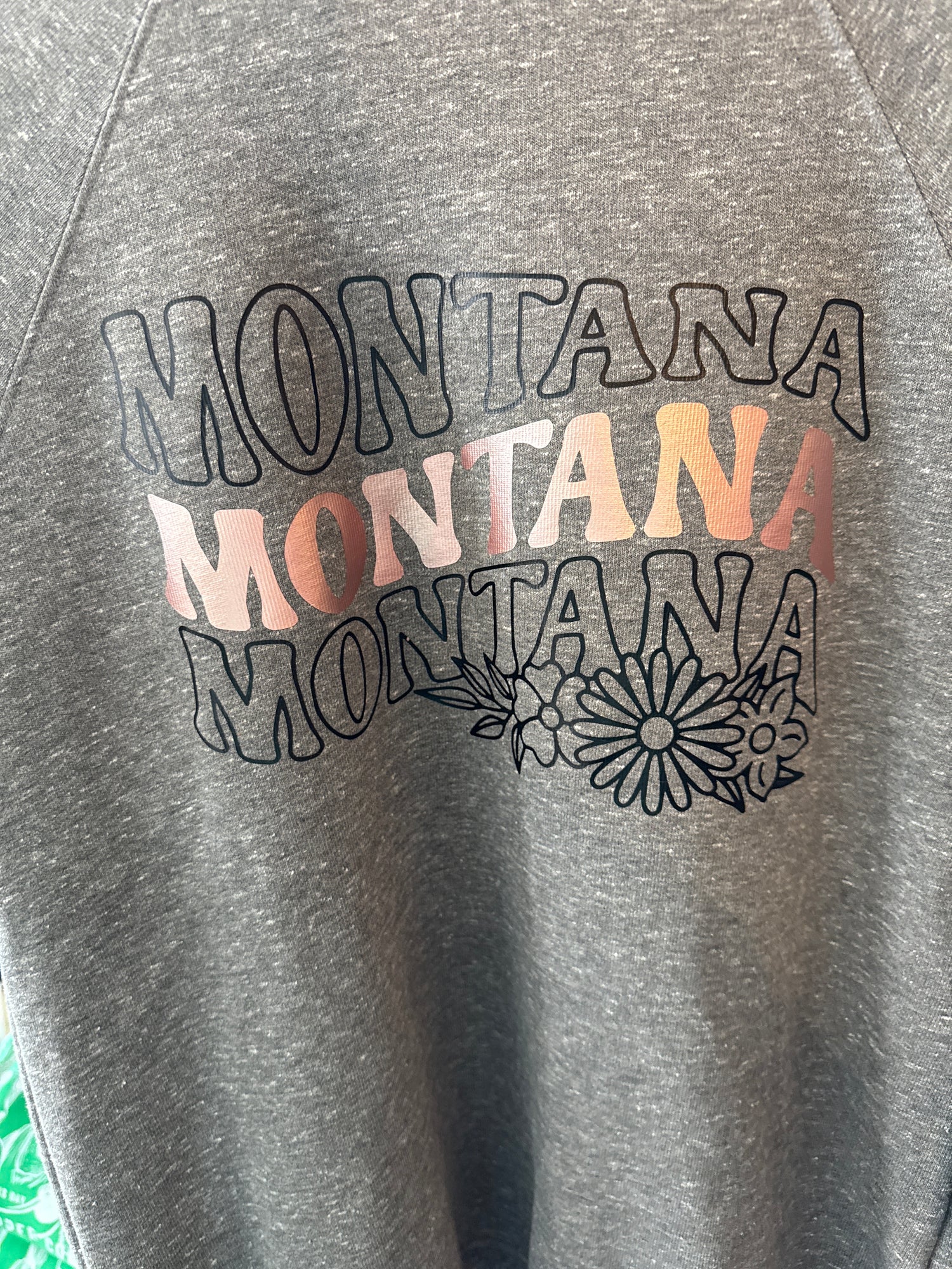 Montana Wildflower Crewneck-gray