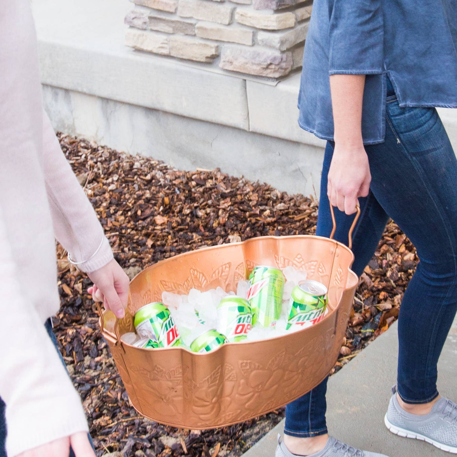 Copper Plated Embossed Tub