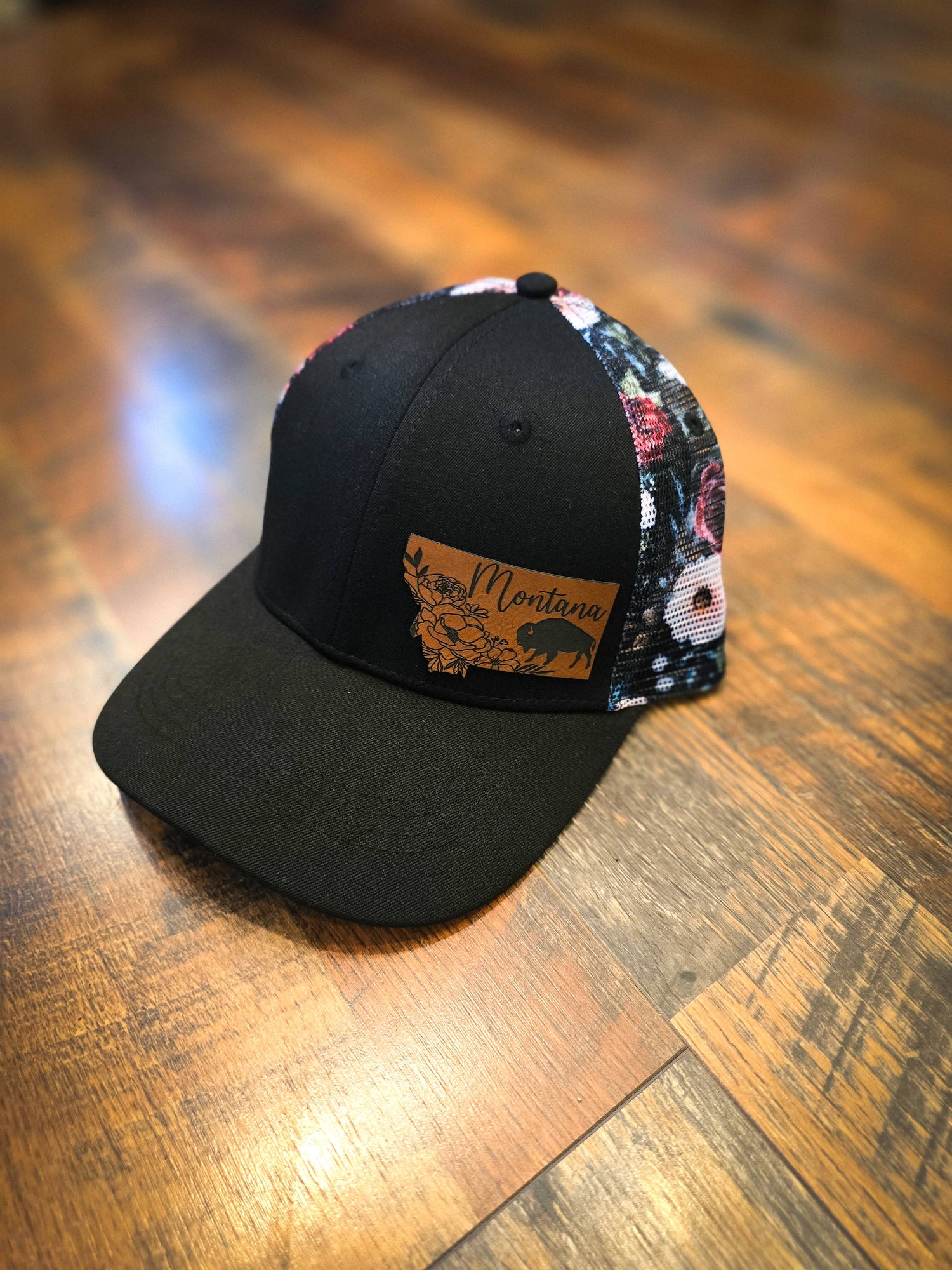 Buffalo floral snapback